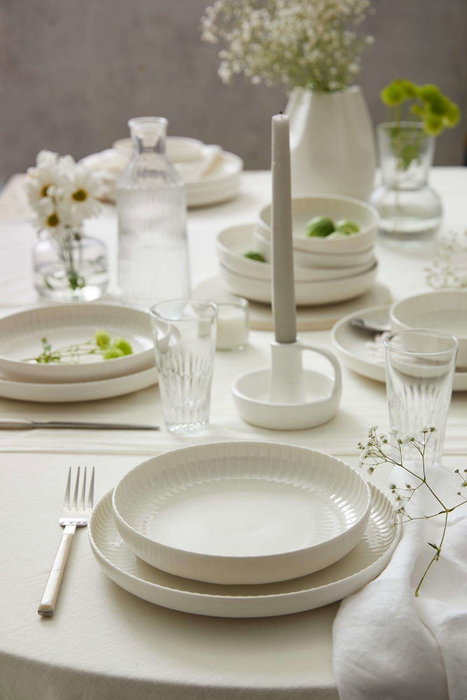 Hermia BNCRS18Y400 Juego de Cena de Porcelana Blanca de 18 Piezas Apto para Microondas y Lavavajillas